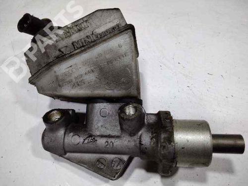 Used Master brake Master brake RENAULT CLIO II (BB_, CB_) [1998-2016] 10498851 10498851