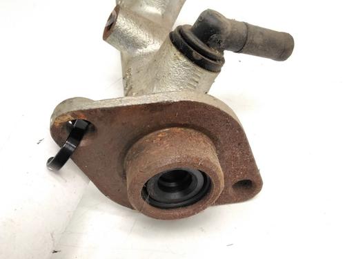 Used Brake master cylinder Brake master cylinder NISSAN VANETTE Van (_C22) [1986-2013] 15894211 15894211