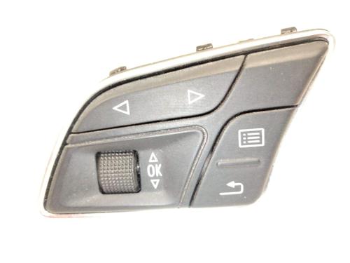 Commandes au volant Commandes au volant 35953692 35953692