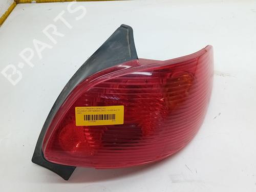 Used Right taillight PEUGEOT 206 Hatchback (2A/C) 1.4 HDi eco 70 (68 hp) 27398876