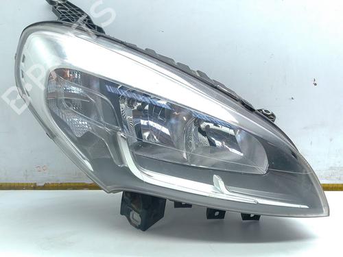 Used Right headlight Right headlight FIAT DOBLO Cargo (263_) 1.3 D Multijet (263WXU1A, 263ZXU1A, 263WYB1A, 263ZYB1A) (95 hp) 33621277 33621277