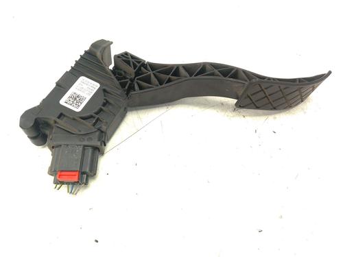 Used Pedal Pedal 38331327 38331327