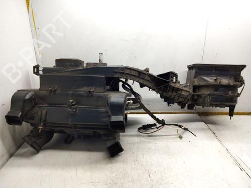 Used Heater matrix box MERCEDES-BENZ SPRINTER 5-t Van (B906) 515 CDI (906.653, 906.655, 906.657) (150 hp) 32001031