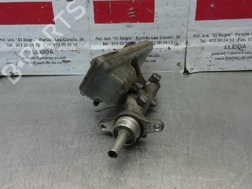 Used Brake master cylinder RENAULT TRAFIC II Bus (JL) [2001-2025]  1620895