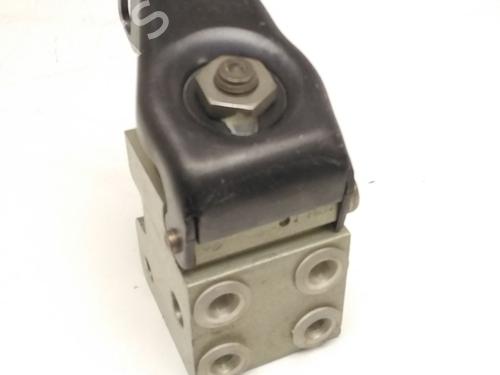 Brake master cylinder SEAT LEON (1M1)  | BP18659852M77 
