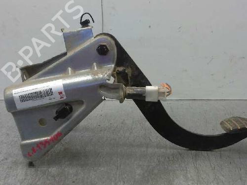 Used Break pedal NISSAN PRIMASTAR Van (X83) [2002-2025]  10338998