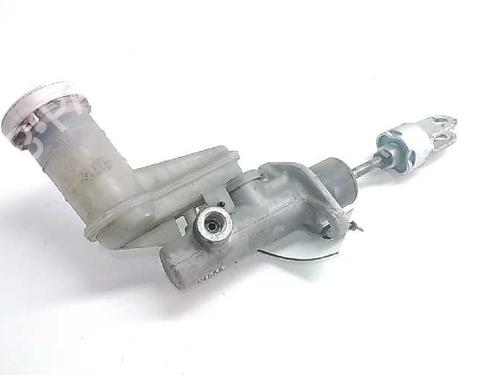 Used Clutch slave cylinder MITSUBISHI PAJERO III (V7_W, V6_W) 3.2 Di-D (V68W, V78W) (165 hp) 17957179