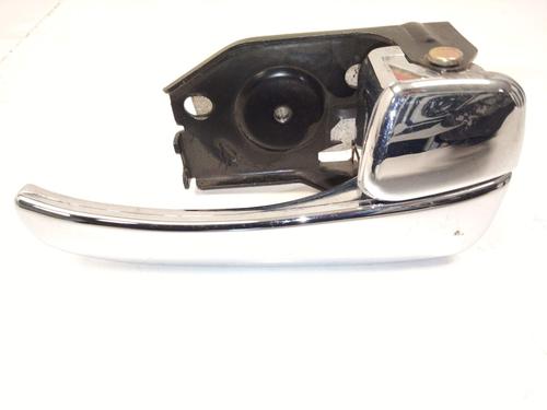 Used Front right interior door handle Front right interior door handle 8878406 8878406