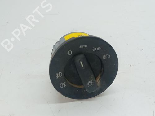 Used Headlight switch SKODA OCTAVIA II (1Z3) [2004-2013]  27839337