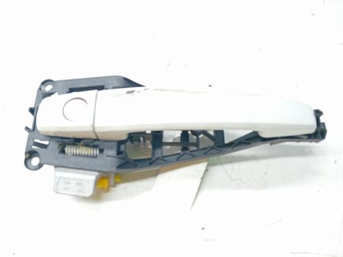 Used Front left exterior door handle OPEL CORSA D (S07) [2006-2015]  15491249