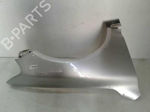 Used Right front fenders VW TOUAREG (7LA, 7L6, 7L7) 5.0 V10 TDI (313 hp) 8792860