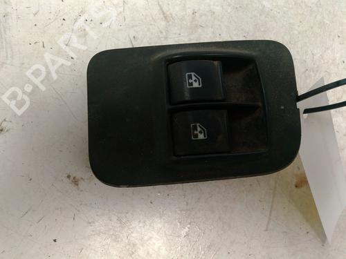 Used Left front window switch Left front window switch FIAT QUBO (225_) 1.3 D Multijet (225CXB1A, 225AXB1A, 225CXB11, 225AXB11,... (75 hp) 34606924 34606924