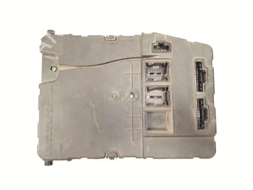 Fuse box RENAULT MEGANE II Saloon (LM0/1_) 1.5 dCi (LM02, LM13, LM2A) | BP28099414E1 - Image 2