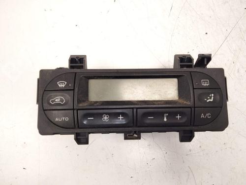 Used Climate control Climate control PEUGEOT 1007 (KM_) 1.4 HDi (68 hp) 40292587 40292587