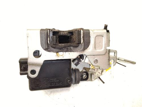 Rear left lock DACIA SANDERO 1.4 (BS0C, BS0A, BS0G, BS1F, BS0E) | BP24466383C100 