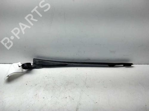 Used Front windshield wiper arm SEAT LEON (1P1) [2005-2013]  5235517