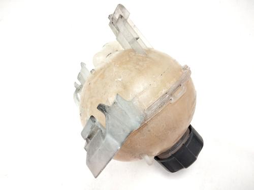 Used Expansion tank PEUGEOT 308 II (LB_, LP_, LW_, LH_, L3_) 1.2 THP 130 (131 hp) 27460720