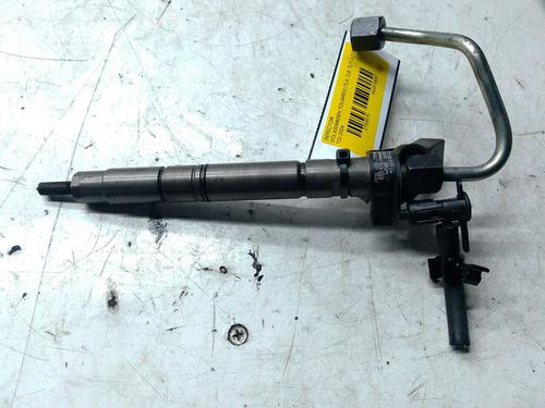 Injector VW TOUAREG (7LA, 7L6, 7L7) 3.0 V6 TDI (225 hp) 32361518