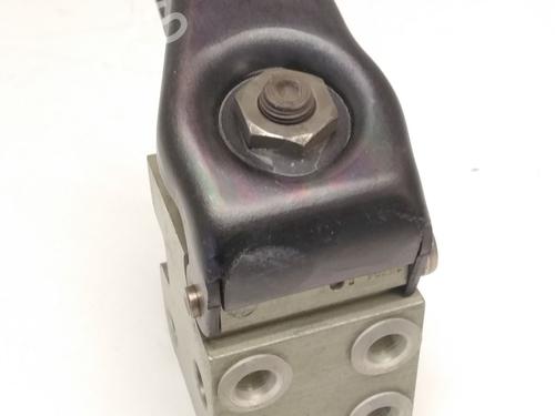 Brake master cylinder SEAT LEON (1M1)  | BP18659857M77 