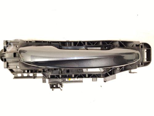 front-right-exterior-door-handle-mercedes-benz-c-class-w205-2013-2014-2015-2016-2017-2018-2019-2020-2021-2022-2023-23242377 main image