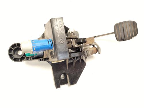 Used Clutch pedal OPEL VIVARO B Bus (X82) 1.6 CDTI (06) (90 hp) 30287568