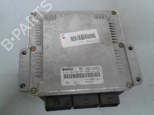 Used Engine control unit (ECU) RENAULT TRAFIC II Van (FL) [2001-2025]  6126254
