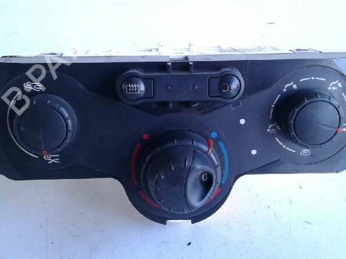 Used Climate control RENAULT CLIO III (BR0/1, CR0/1) [2005-2014]  7559446