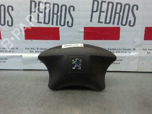 Used Driver airbag PEUGEOT PARTNER Box Body/MPV (5_, G_) [1996-2025]  611669