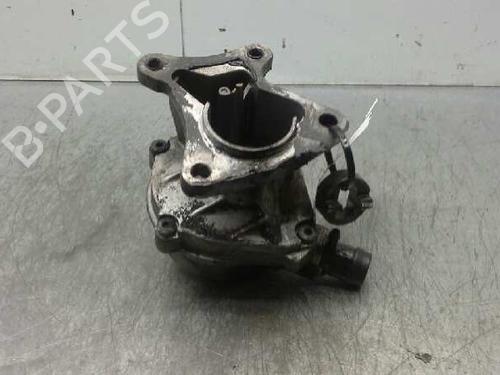 Used Vacuum pump RENAULT MEGANE I Coach (DA0/1_) [1996-2003]  11638141