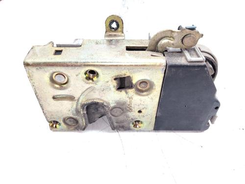 Vergrendeling links voor PEUGEOT PARTNER MPV (5_, G_) 2.0 HDI (90 hp) 17124215