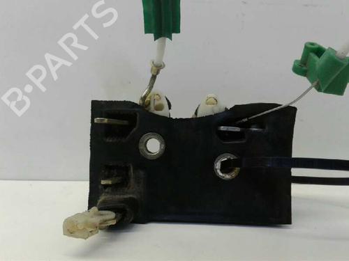 Cerradura puerta delantera derecha AUDI 100 C3 Saloon (443, 444) [1982-1991]  9074757