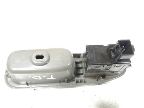 Used Right rear window switch DAEWOO EVANDA (KLAL) [2002-2025]  8102905