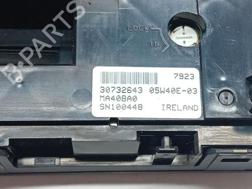Radio VOLVO XC90 I (275) D5 AWD | BP27151703E6 