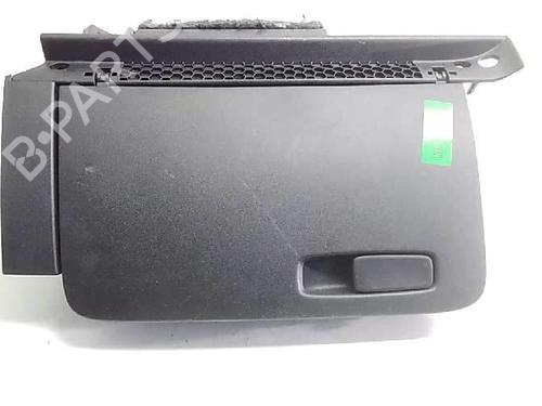 Used Glove box Glove box 17058390 17058390