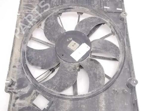 Used Radiator fan RENAULT TRAFIC Van (T_, P_, V_) [1989-2002]  13499724