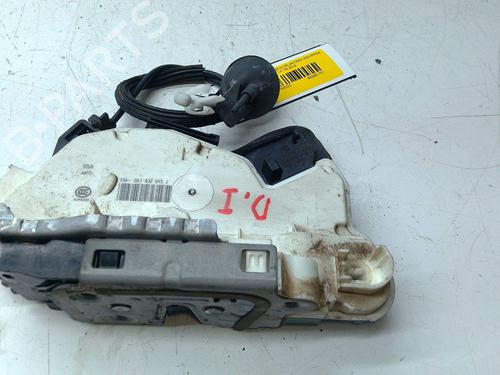 front-left-lock-seat-leon-5f1-2012-2013-2014-2015-2016-2017-2018-2019-2020-2021-36303563 main image