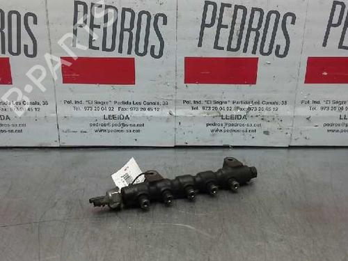 Used Injection rail PEUGEOT 206 CC (2D) [2000-2008]  1620554