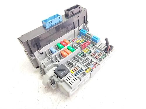 Used Fuse box BMW 1 (E87) 118 d (122 hp) 13941328