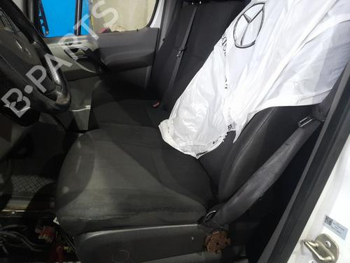 Engine control unit (ECU) MERCEDES-BENZ SPRINTER 3-t Van (B906) 214 CDI (906.611, 906.613) | BP31014528M57