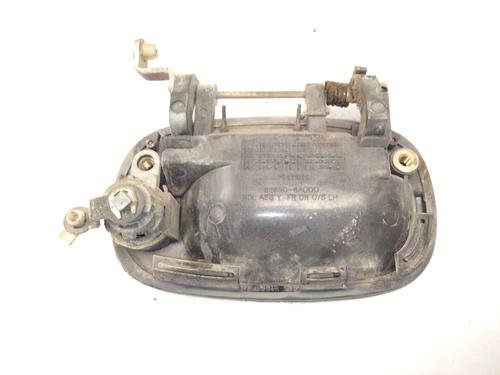 Poignée extérieure avant gauche HYUNDAI H-1 / STAREX Bus (A1) 2.5 TD | BP30833118C128