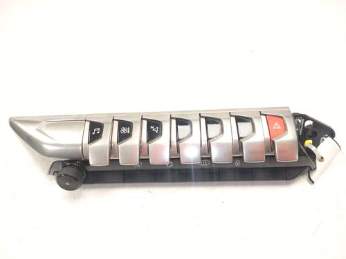 Used Climate control Climate control PEUGEOT 5008 II (MC_, MJ_, MR_, M4_) 1.6 BlueHDi 120 (MCBHZH, MCBHZW) (120 hp) 36912966 36912966