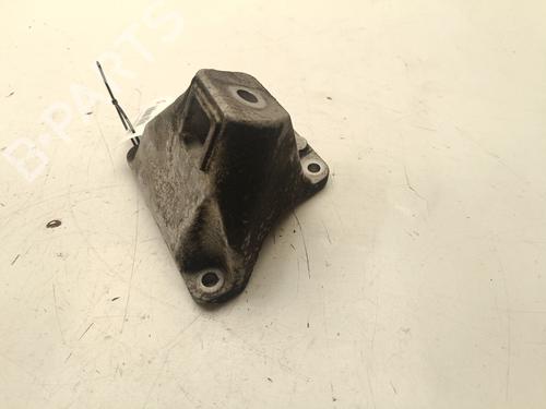 Used Engine mount BMW 5 (F10) [2009-2016]  19343074
