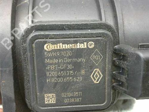 Used Mass air flow sensor NISSAN PRIMASTAR Van (X83) 2.0 dCi 90 (90 hp) 1657107