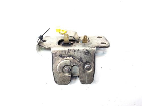 Used Tailgate lock VOLVO S40 I (644) 1.8 i (125 hp) 15811858