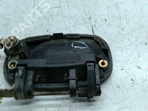 Poignée extérieure avant droite HYUNDAI H-1 / STAREX Bus (A1) 2.5 TD | BP30833117C129