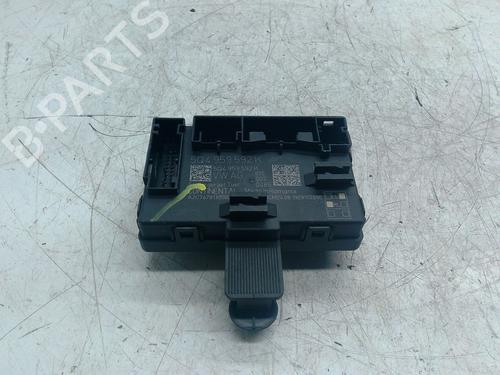 Używane Moduł elektroniczny SKODA SUPERB III (3V3) 2.0 TDI (150 hp) 32340394