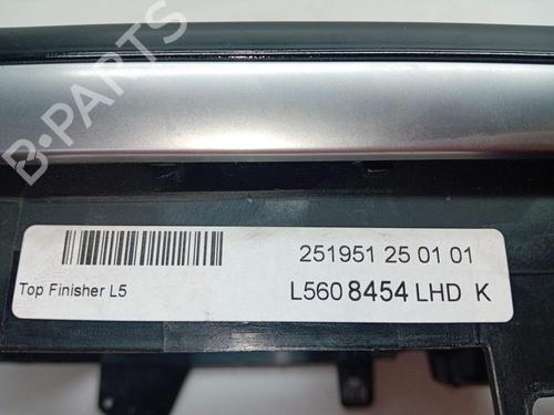 Console centrale LAND ROVER RANGE ROVER VELAR (L560) 2.0 D240 SD4 4x4 | BP28056869I22 - Image 4