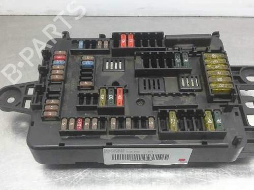 Used Fuse box Fuse box 4762498 4762498