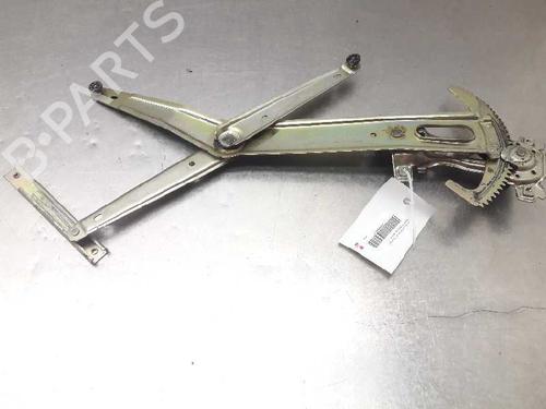 Used Front right window mechanism MERCEDES-BENZ MB Van (W631) [1988-1996]  11682095