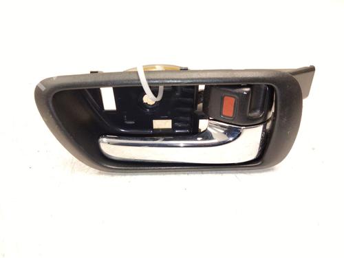 Used Front right interior door handle TOYOTA COROLLA Verso (ZER_, ZZE12_, R1_) 1.8 (ZNR11_, ZNR11R) (129 hp) 31955957